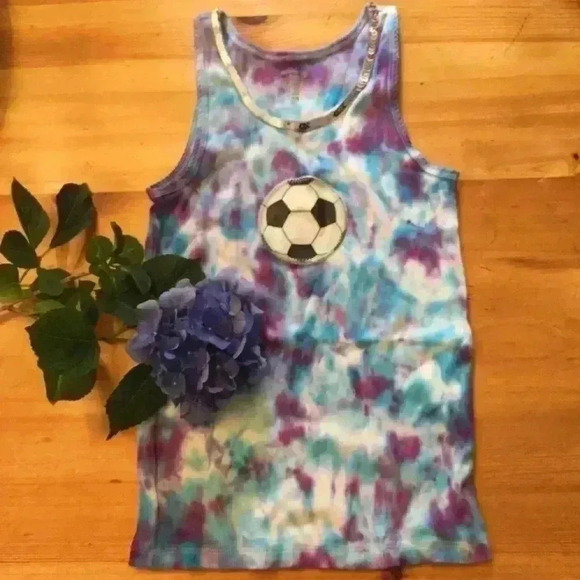 Girls tie dye Soccer Tie dye tank size M handmade - Picture 1 of 3